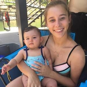 Meet your Posher, Stephanie